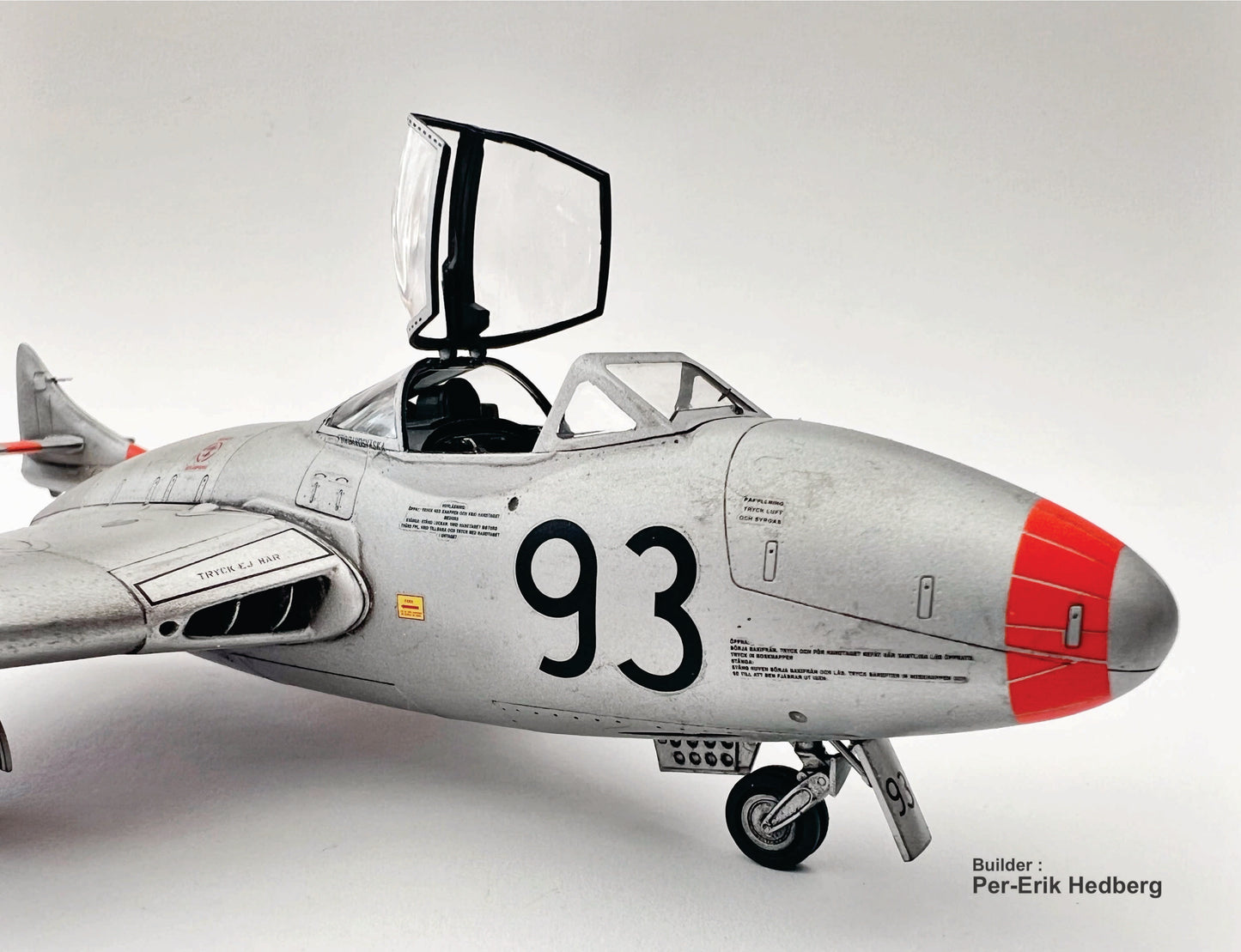 J28 C Vampire in Swedish Air Force, 1/48 scale. 48A006