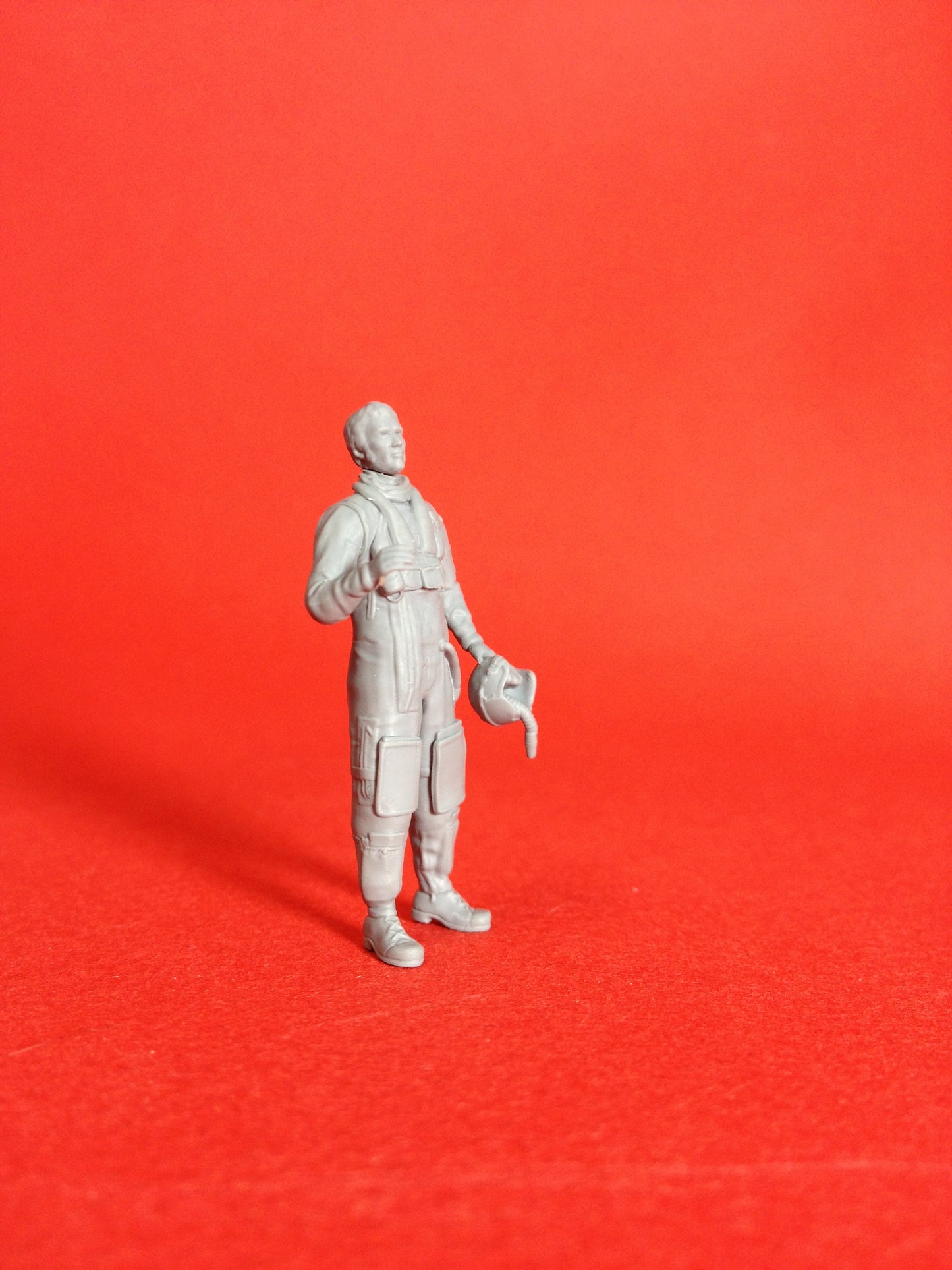 1/48 scale SAAB 60, 35 & 37 pilot. Art # 48P006